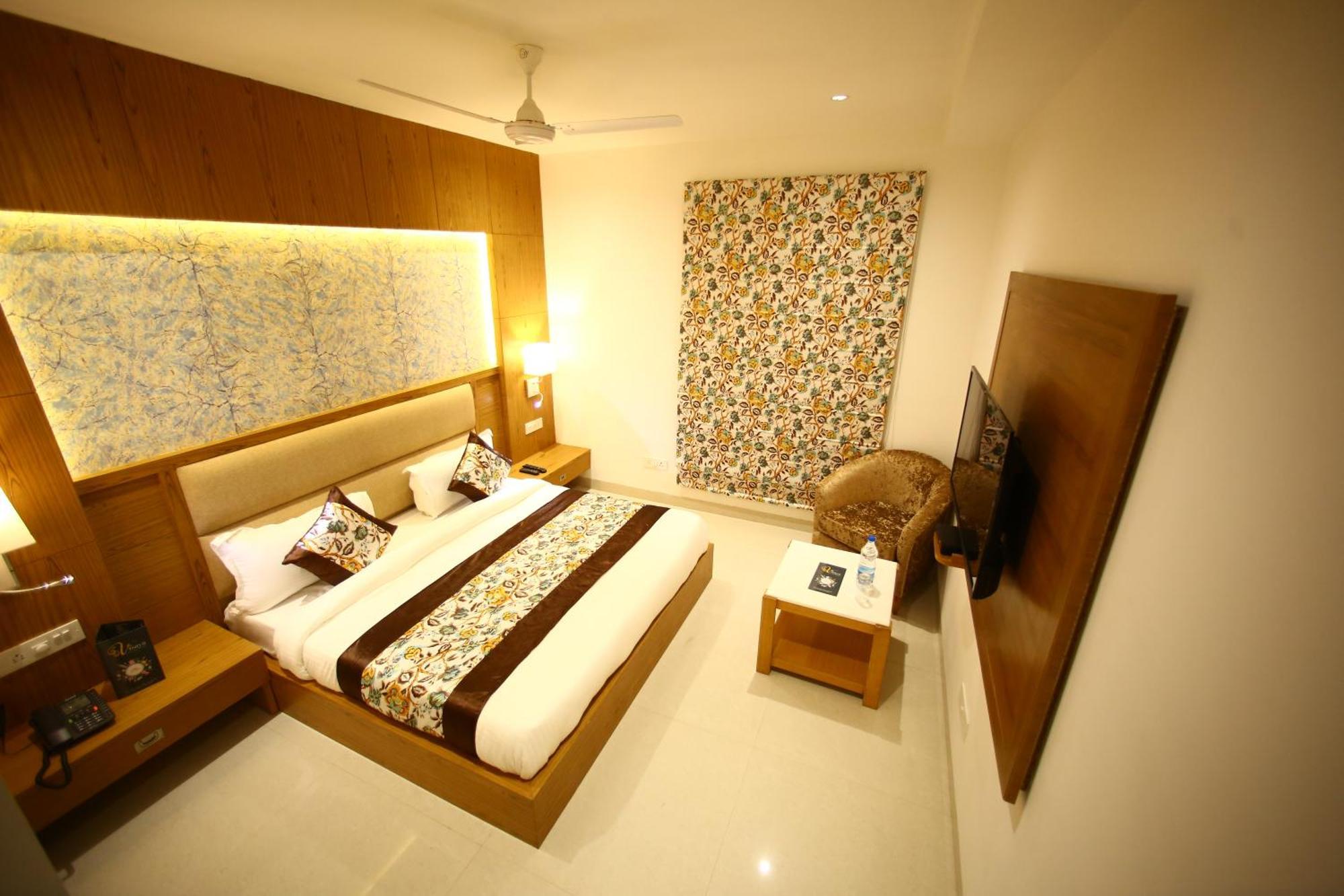 Hotel Star By Star Group